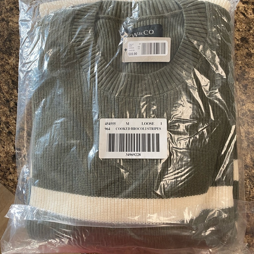 RW&CO Green and Cream Crewneck Sweater